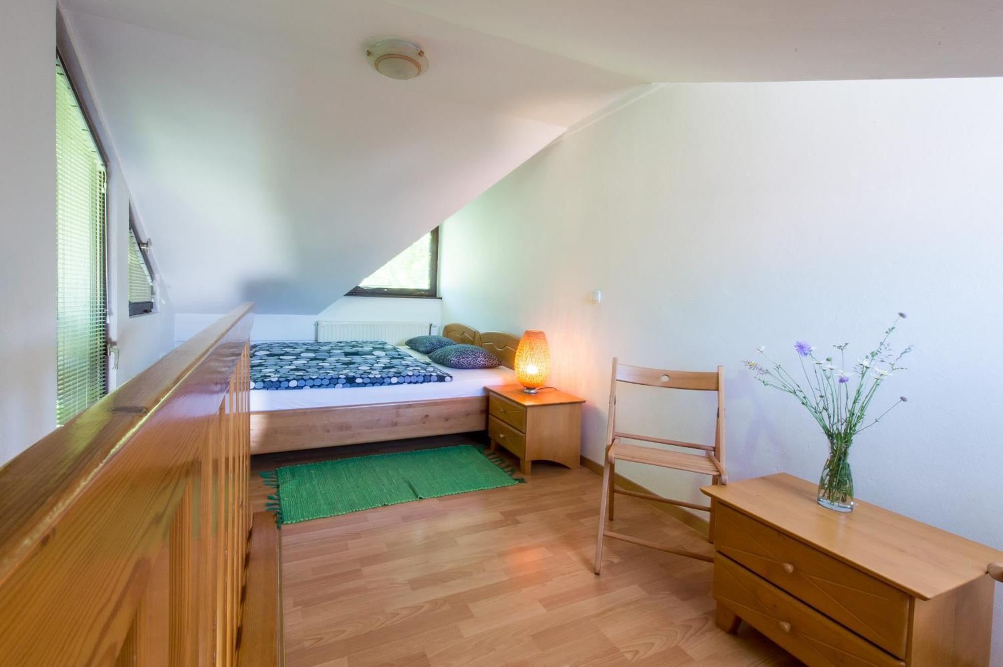 Apartments Jaka Dolenjske Toplice Phòng bức ảnh