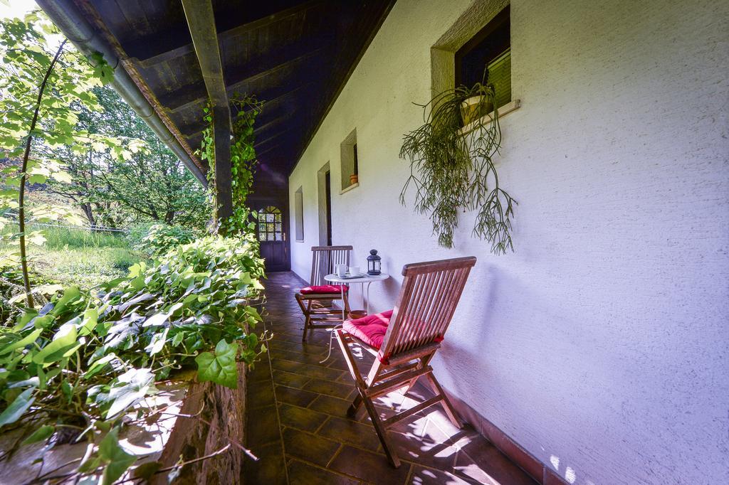 Apartments Jaka Dolenjske Toplice Ngoại thất bức ảnh